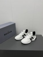 出厂 新品系列款 HOGAN Interaction 目前最抢手老爹鞋火遍娱乐圈 杨幂 娜扎 宋祖儿等众多明星同款奢潮运动鞋 上脚很舒服！原版开模，1:1顶级复