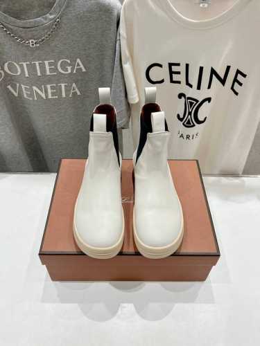 高版本出厂 皮里 毛里 Loropiana LP诺悠翩雅24ss秋冬新款 Lakeside 牛皮切尔西短靴 这款短靴采用头层牛皮制成，十分耐用且柔软，上脚非常舒