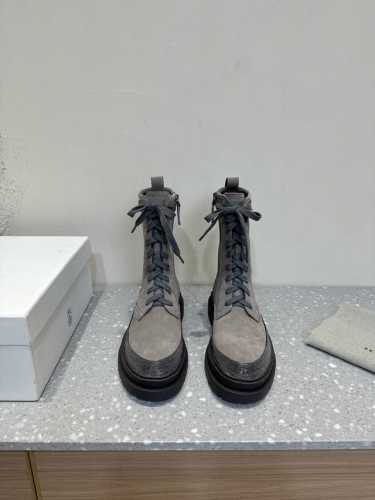 Brunello Cucineli ss24 new arrival 秋冬新款 厚底系带 马丁靴 短靴 上脚帅气舒适 秋冬一定要有一双Bc的战靴 BC家的品牌鞋
