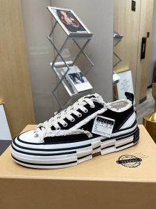p直销 女鞋工厂P 高品质吴建豪同款硫化乞丐鞋，这款Xvessel是以中底软木填充工艺与硫化鞋底完美结合，将鞋上不同细节堆叠营造错位，鞋面再经过打磨制造流须效果