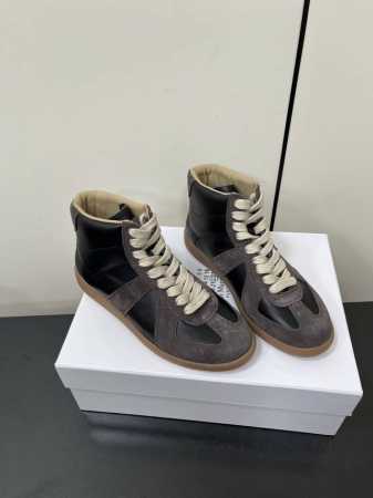 男款 Maison Margiela tibi mm6经典德训鞋高帮版无敌好看，唯一对版 细品多双正品代购回来1比1出模开发！鞋面:牛皮麂皮内里:进口小羊皮鞋底 - 点击图像关闭