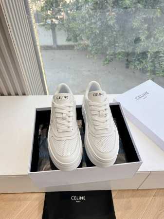 所见即所得G039代购级别Celine思琳赛琳Celine Runner Cr-03运动鞋鞋舌和鞋后帮饰有Celine标志运动鞋侧面凹印Cr-03字样 鞋后帮和 - 点击图像关闭