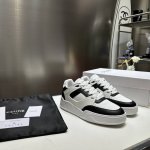 p直销 高版本 情侣款 Celine*赛琳～23Ss New Arrival Ct-07春夏新款低帮情侣运动休闲小白鞋 可以闭眼入那种，舒适百搭休闲时尚，熊猫配