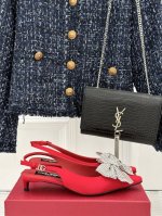 厂价 Dolce&Gabbana25S 春夏新品水钻蝴蝶结凉鞋 面料采用原版定制材质 内里踮脚均为羊皮 意大利进口牛皮大底 码数：35-39 40 41 42定