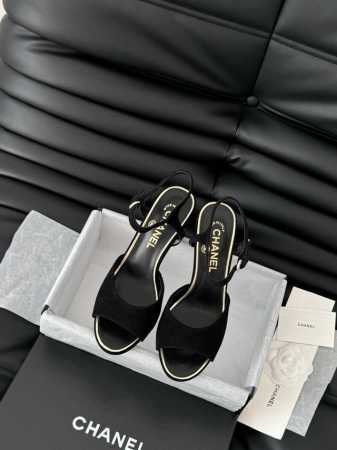 Chanel 25C新款玛丽珍系列 全系列做齐 高品质跑量价 鞋面内里羊皮 真皮大底 原版开模后跟 高度8Cm Size:35-39 其他码数定 - 点击图像关闭