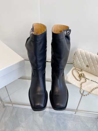 Isabel Marant 24 伊莎贝尔秋冬新品 进出专柜无压力 一眼心动 貌美西部战靴 慵懒法式 软糯舒适 超舒服的一款 超好穿 鞋面：进口牛京 牛皮 内里 - 点击图像关闭