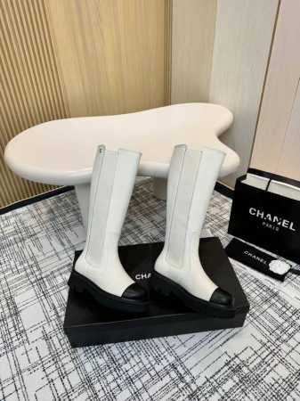 矮 高360顶级版本 Chanel香奈儿 2024专柜顶级厚底骑士靴 这款经典设计；不平凡的拥入了多种配色元素 多元化混搭非常好看百搭，上脚非常轻巧 舒适超级秀 - 点击图像关闭