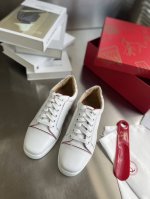 低帮后logo款 顶级版定制 222 无论是楦型、面料、钻、钉、内里、大底、都尽可能的接近zp 鞋底原厂特供原版底 内里进口水染牛皮 私人定制时间3-7天左右