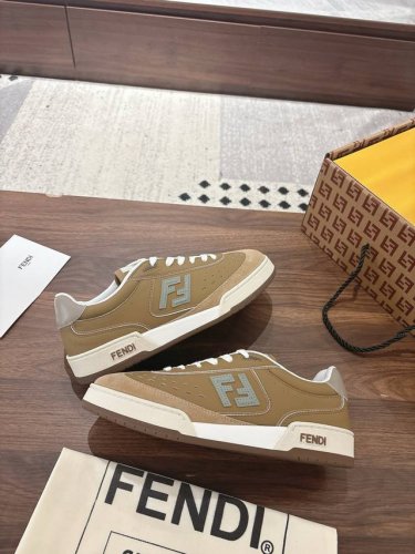 情侣款顶级版本 批 女 35-40 40定做 批 男 39-45 45定做 Fend*芬迪2025新春爆款系列 情侣休闲运动鞋 Fd Match 原版Rmb10