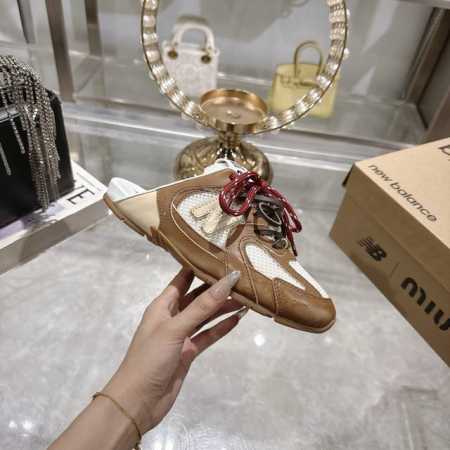 出厂单 New Balance530联名款25Ss春夏新款半拖 超级大热门 无论你如何穿搭请都不要放过这一双530系列的运动鞋 非常好搭配 洋气到不行 时髦精必 - 点击图像关闭