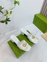 出厂 2025 Sss新款报到 Gucci 古*奇 原单品质 原汁原味的欧式风格 上脚非常完美穿搭上配此鞋 优雅大方 晶莹剔透 无论种各配件材质 都是家独一比一