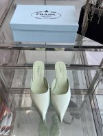 PRADA普拉达 2025ss新品T台秀场穆勒鞋 真丝尖头系列 顶级版本 prada25“T台秀款”,主推热卖款式，真丝材质搭配TPU穆勒系列春夏单鞋凉鞋系列
