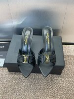 工厂p价p Saint Laurent paris 圣罗兰2025春夏新款高跟女鞋 Ysl字母Logo五金扣明星同款圆头细跟一字拖露趾凉拖鞋 材质:鞋面进口混种