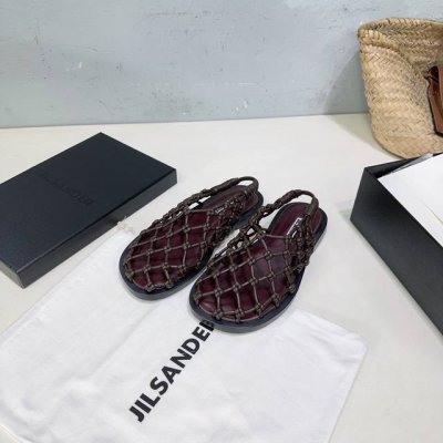 高品质出厂 ！小众潮牌Jilsander 吉尔桑达25春夏新款简易编织绳结镂空平底凉鞋单鞋！ 眼前一亮的款式 夏日氛围浓厚 软糯的皮子穿起来更显高贵 简约时髦的