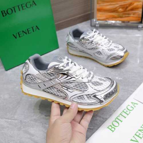 bottega Veneta Bv葆蝶家 王一博同款低帮休闲鞋 全新海淘专供品质 采用轻质科技网布面料 搭配几何图案设计橡胶外底 王炸系列 高版本 认准套包工艺