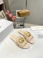 工厂p价 女装女鞋 运动原单 Dior迪奥 最新款上线 鞋面饰金属 Cd 标志突显版型 经典优雅的设计可与各式造型 非常极致完美的搭配 这个夏天不容错过的百搭单