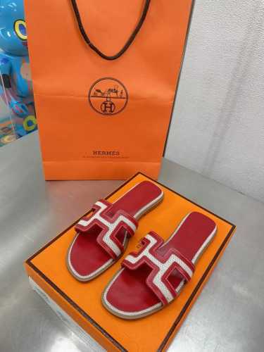 爱马仕拼色H拖 高定版本 流苏系列 经典常青树系列单品 红拼 面料选用同原版一致 双色洗水帆布 锁边工艺 不破散 舒适柔软 内里选用小羊皮 高端对版 大底选用透