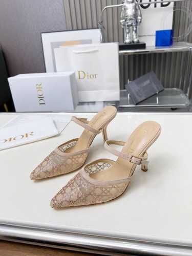橡胶底 真皮底 迪奥 Dior 烫钻高跟鞋2025春夏最新提花烫钻图案凉鞋款. 原版购入. 特订材料. 一比一零差距复刻！材质：原版订制网面烫钻面+顶级羊皮内里
