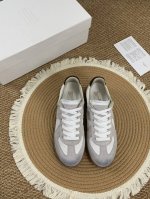 实价： Mm6徳训鞋 永远的神后悔没有早点入手，没人不爱的马吉拉Zp购入 一比一完美出货 所有细节 材料全到位码数:35-44