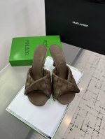 Bottega Venetabv Blink系列纽结编织饰带高跟凉拖鞋 Ins 小红书巨多网红明星上身 真的太美了高级穿着又仙女 简约时髦又有设计感而且非常非常