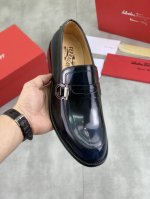 工厂p价p 实价 水染牛里 Salvatore Ferragamo 菲拉格慕 男士最新款休闲商务皮鞋 同步上市 面料采用专用进口原版开边珠小牛皮 内里采用进口水