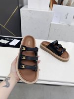Celine新款，标志性金属凯旋门微标吸晴 三带厚底拖鞋 脚感轻盈。 码数：35-42#