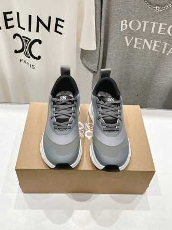高版本出厂 情侣款 Loewe 罗意威 X On Cioudtilt2.0跑鞋情侣款罗意威 X On 昂跑全新合作系列跑步鞋 品牌与瑞士高性能运动品牌on携手打 - 点击图像关闭