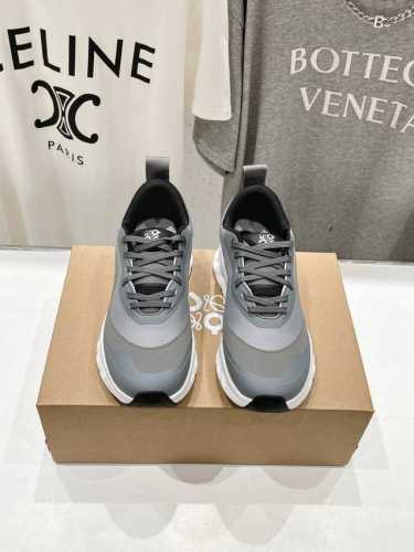 高版本出厂 情侣款 Loewe 罗意威 X On Cioudtilt2.0跑鞋情侣款罗意威 X On 昂跑全新合作系列跑步鞋 品牌与瑞士高性能运动品牌on携手打