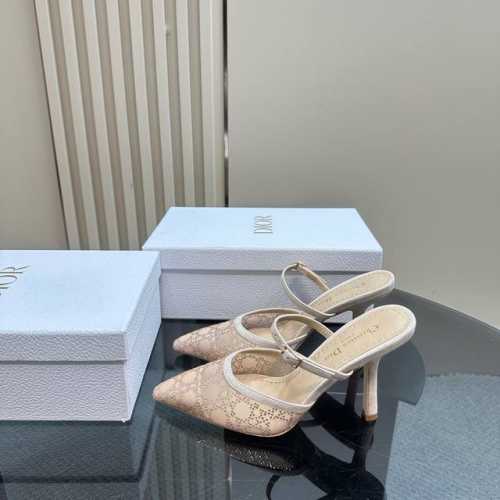 厂价 Dior 迪奥25S春夏新品 珍珠跟尖头后空高跟拖鞋 鞋面采用进口水钻网纱 内里采用羊皮内里 意大利进口牛皮大底 跟高：6.5Cm和9Cm 码数：35-3