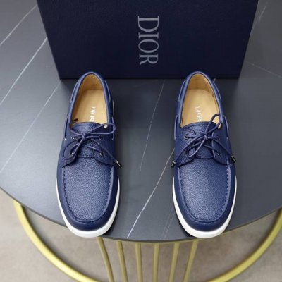 出厂价Pp： 品牌：迪奥Dior 标准码：男码38 44 45可以定做 等级：官网同款 材料：原版牛皮拼接 牛皮内里 原版Tpu耐磨柔软大底 款式类别：休闲运动