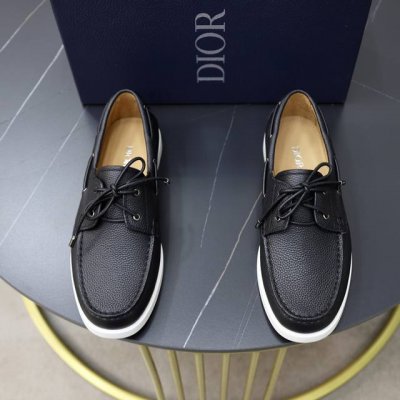 出厂价Pp： 品牌：迪奥Dior 标准码：男码38 44 45可以定做 等级：官网同款 材料：原版牛皮拼接 牛皮内里 原版Tpu耐磨柔软大底 款式类别：休闲运动