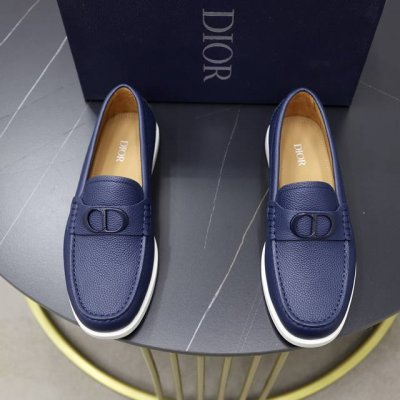 出厂价Pp： 品牌：迪奥Dior 标准码：男码38 44 45可以定做 等级：官网同款 材料：原版牛皮拼接 牛皮内里 原版Tpu耐磨柔软大底 款式类别：休闲运动