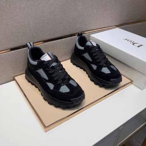 出厂价 迪～ 男士休闲鞋 2025Z柜同步发售 码数 38-44# 2个颜色鞋面选用多材质拼接网布内里，舒适透气，鞋底 原版舒适耐磨大底，实物拍摄实物更赞