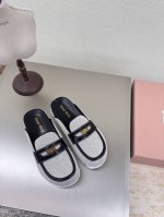 miu'miu 包头拖鞋 黑白配 对版 厚底 设计 系列 Miu'miu 经典舒适 制作 原版一致成型大底 高版本 面料 小牛皮科技面料 原版一致 对版 设计