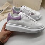 情侣款女码 男码 顶级版女码 男码 2025最新款麦昆小白鞋原版1：1完美复刻配送最新专柜全套包装全系列颜色款式不断更新 面料：定制原版头层牛皮 内里：进口水染