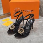 工厂价 Louis Vuitton 路易威登 2024年新款凉鞋 鞋面：真丝 内里：羊皮 鞋底：意大利真皮大底 跟高：9Cm 码数：35-40
