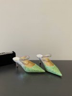 jimmy Choo 最高品质 最新经典钻石链条 渐变烫钻 重工艺水晶半拖鞋单鞋 同步专柜 主打精致 舒适度休闲 甜美 无解风都轻松满足 Blingbling