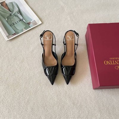 橙子出厂价p valentino 华伦天奴 经典V扣漆皮尖头细跟单鞋 高跟凉鞋 高跟鞋 跟高 平底 4Cm 6Cm 8Cm 码数 34-42