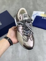 工厂p价p 实价 Dior 2025迪奥原版系带低帮男鞋 经典款休闲鞋本款是官方主打经典款，质量，原厂名师制作，采用优质牛皮配原版材料舒适透气网布內里猪皮鞋垫，