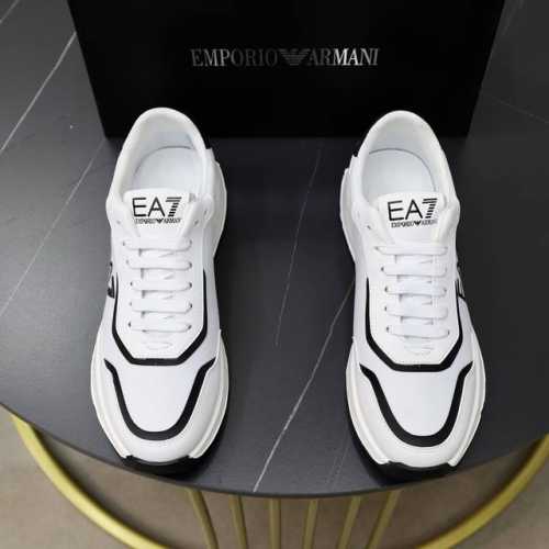 出厂价： 品牌：阿玛尼标准码：38–44 45定制 等级：官网同款 材料：品牌布匹 舒适透气内里 轻便柔软耐磨大底款式类别：男士时尚休闲鞋 跑步 运动鞋 尊贵奢