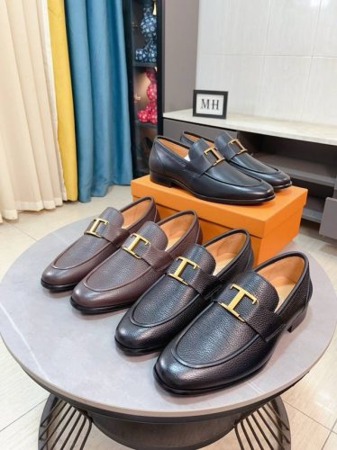 出厂价p Tods 牛皮内里托德斯 休闲皮鞋新款男士首选品牌款式新颖时尚独特潮流迎合各种场合不失优雅气质高端大气材料:牛皮压花进口真皮内里防滑耐磨大底码数38-