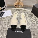 CHANEL香家24vs春夏新款时装凉鞋系列 香奈儿是一个非常全面之尊贵时尚生活品牌，香港，美国，等大时尚博主及明星的同款，简直是美上天了，爱上优雅、爱上俏皮的