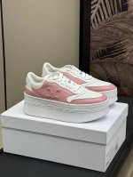 顶级品质 Celine 厚底鞋Block新配色来咯！ Block是呼声很高的厚底运动鞋，之前出过纯白色很多客人在等新的配色~ 25早春终于出啦！超好看呀 小牛皮