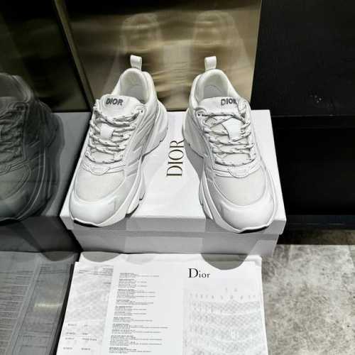 工厂价格 、Dior系列新品这款 C ' Est Dior 运动鞋彰显醒目而时尚的风范。精心制作，鞋面侧边分别展示 C 和 D 字母尽显格调，细节也增添一丝优雅