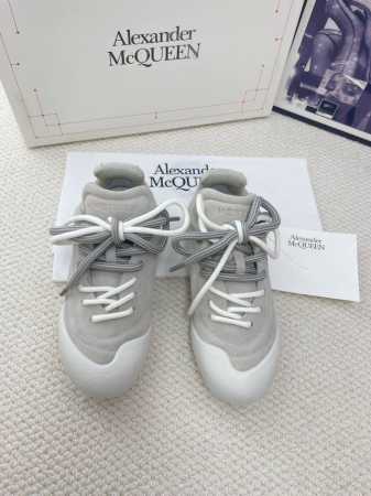 ALEXANDER MCQUEEN 亚历山大 麦昆 24ss 秋冬最新 Flexion系列 情侣款 复古 休闲 运动鞋 原版购入开发 做货 这款Flexion - 点击图像关闭