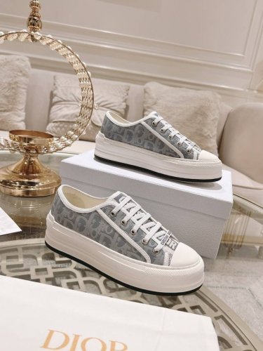 冲量价: 顶级版本DIOR｜2024春夏最新 oblique 经典刺绣厚底 金智秀同款超多网红明星种草 专柜一鞋难求 经典花色配上厚底增高5cm原版开模大底完美