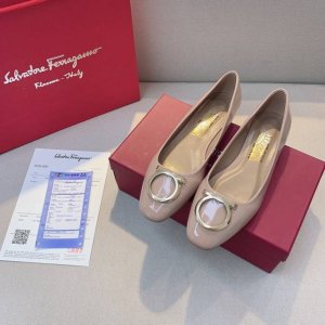 橙子出厂价 Ferragamo 菲拉格慕 方头漆皮平底单鞋 浅口低跟女鞋 跟高：1.5Cm 码数：34-41