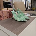 jlmmy Choo周仰杰2025 专柜限量款3D蛇纹磁铁盒包装 顶级版本 低端勿比 摩登鞋履 今年吉米周最流行的胶片圆圈装饰点缀凉鞋系列来袭 10Cm水滴形细