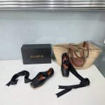 高品质出厂 ！小众潮牌ALAIA 春夏新款猪鼻子芭蕾舞绑带极简平底单鞋！绑带两穿可拆！ 独家新品 法式优雅 甜酷芭蕾风 浪漫又迷人 超级舒适百搭 鞋面ZP订制牛