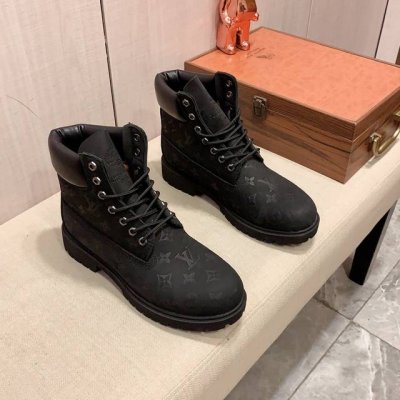 马丁靴新款: 厂价 天伯伦Timbelang* 最新爆款休闲鞋，顶端品牌 奢侈～代购，顶级～质量。专柜同卖产品 鞋面選用进口透气磨砂牛皮材质透气内里 精细做工。